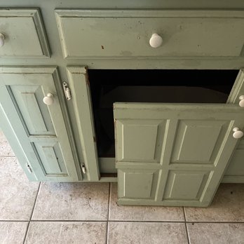Webb Handy Hands - Before- cabinet repair - Handyman Near Me