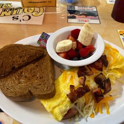 C’s Country Diner - Meat omelette with wheat toast and fruit cup