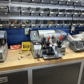 Burgess Locksmith - Keys & Locksmiths Near Me - Salina, Kansas