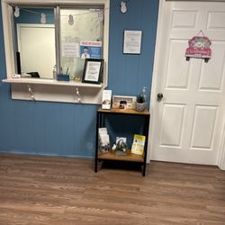 Airline Medical Clinic - Lobby