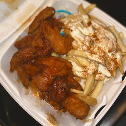 Wings Plus - 6 pc whole wing combo with cajun ranch fries  Flavor: hot honey bbq
