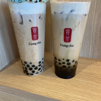 Gong Cha - Earl grey milk tea & brown sugar oolong milk tea - Bubble Tea Near Me - Concord, Ontario
