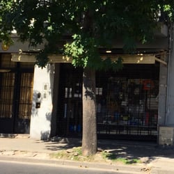 Ferretería Ovidio Lagos - La ferretería un domingo, que estaba cerrada :(