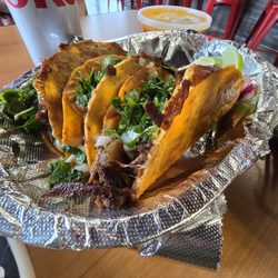Tio Loco Taqueria - Birria tacos
