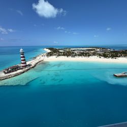 Aura Travel - Private isalnd