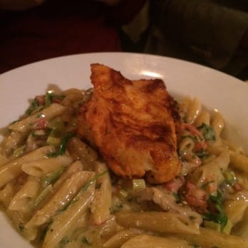 Cafe Santorini - Italian Near Me - Pasadena, California