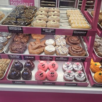 Pinkbox Doughnuts - Donuts Near Me - Henderson, Nevada