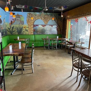 Curra's Grill - Oltorf - Mexican Near Me - Austin, Texas Curra's Grill - Oltorf - Mexican Near Me - Austin, Texas