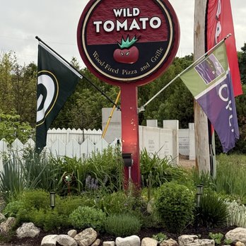 Wild Tomato - Pizza Near Me - Fish Creek, Wisconsin Wild Tomato - Pizza Near Me - Fish Creek, Wisconsin