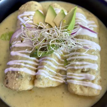 La Doña Cocina Mexicana - Enchiladas Suizas - Mexican Near Me - Richmond, Virginia