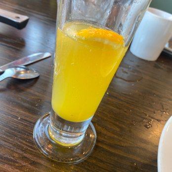 Broken Yolk Cafe - Great mimosa - Breakfast & Brunch Near Me - Fullerton, California Broken Yolk Cafe - Great mimosa - Breakfast & Brunch Near Me - Fullerton, California