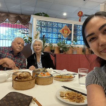 King Do Seafood Restaurant - -steamed prawn dumplings -steamed pork and shrimp dumplings -steamed bean curd wrapped in oyster sauce -steamed mini sticky rice wrap - Chinese Near Me - Surrey, British Columbia