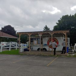 Chow Hounds Eatery - Lot