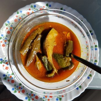 Haat Bazaar - Hilsa fish curry - Bangladeshi Near Me - Jackson Heights, New York