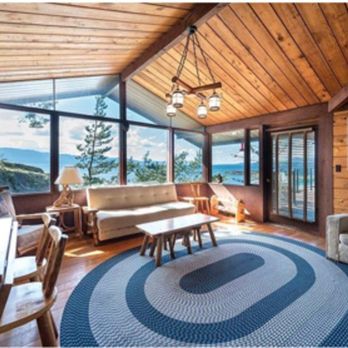 Burchill's B&B - Photo - Bed & Breakfast Near Me - Halfmoon Bay, British Columbia