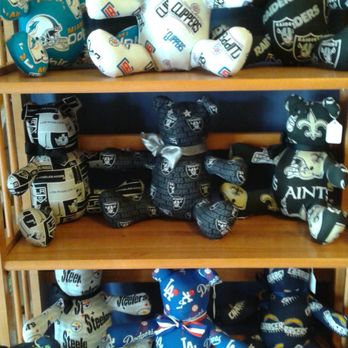 Crafters Village - Antiques Near Me - Littlerock, California