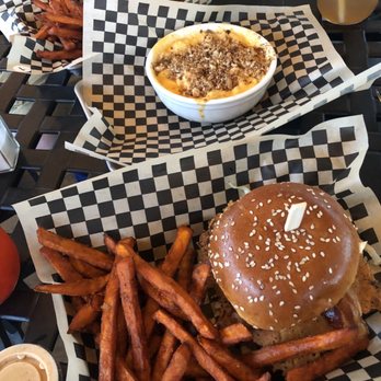 Bagger Dave's Burger Tavern - Great American Cheeseburger - Burgers Near Me - Fort Wayne, Indiana Bagger Dave's Burger Tavern - Great American Cheeseburger - Burgers Near Me - Fort Wayne, Indiana