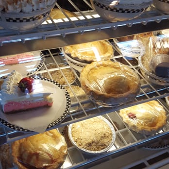 Black Bear Diner Milpitas - Diners Near Me - Milpitas, California
