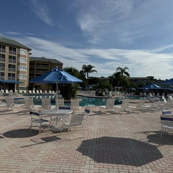 Silver Lake Resort - Hotels Near Me - Kissimmee, Florida Silver Lake Resort - Hotels Near Me - Kissimmee, Florida