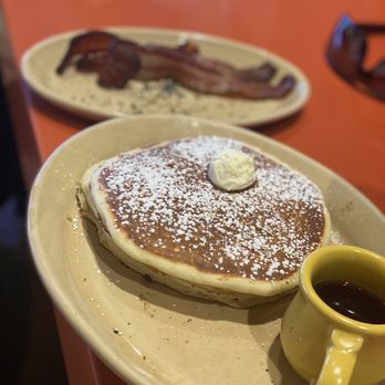 Snooze, an A.M. Eatery - Breakfast & Brunch Near Me - Austin, Texas Snooze, an A.M. Eatery - Breakfast & Brunch Near Me - Austin, Texas