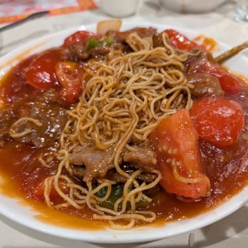Great River Chinese Restaurant - Tomato Beef with Skinny Chow Mein Noodles (nom nom nom) - 12/2025 - Chinese Near Me - Hayward, California Great River Chinese Restaurant - Tomato Beef with Skinny Chow Mein Noodles (nom nom nom) - 12/2025 - Chinese Near Me - Hayward, California
