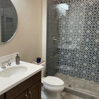 Rochelle Interiors - Guest Bath in blues & taupes. - Interior Design Near Me - Petaluma, California Rochelle Interiors - Guest Bath in blues & taupes. - Interior Design Near Me - Petaluma, California