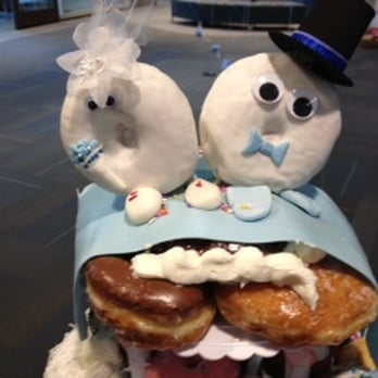 Leucadia Donut Shoppe - LB's donut wedding cake - Donuts Near Me - Encinitas, California