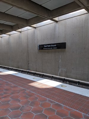 EAST FALLS CHURCH METRO STATION - Updated August 2024 - 40 Photos & 23