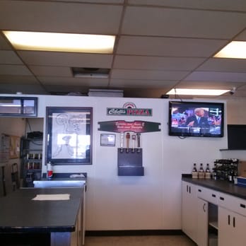 Cibellis Pizza - 4 brews on tap - Pizza Near Me - Bend, Oregon Cibellis Pizza - 4 brews on tap - Pizza Near Me - Bend, Oregon