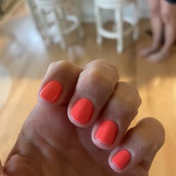 Posh Nail Lounge - My manicure from posh.