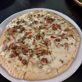 Brooklyn's - Blackened chicken béchamel pizza - American Near Me - Fort Worth, Texas