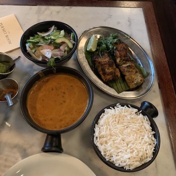 Dishoom - Black Dal (a bit creamy), fish Tikka, kachumbar (cucumber/onion) salad and basmati. No complaints. - Indian Near Me - London, XGL
