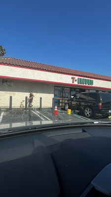 7-Eleven