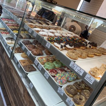 Randy's Donuts - Coffee & Tea Near Me - Las Vegas, Nevada