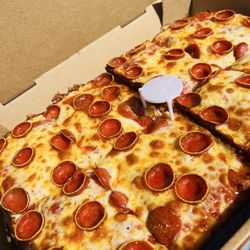 Jet's Pizza