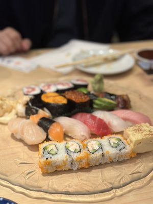Yanagi Sushi by null