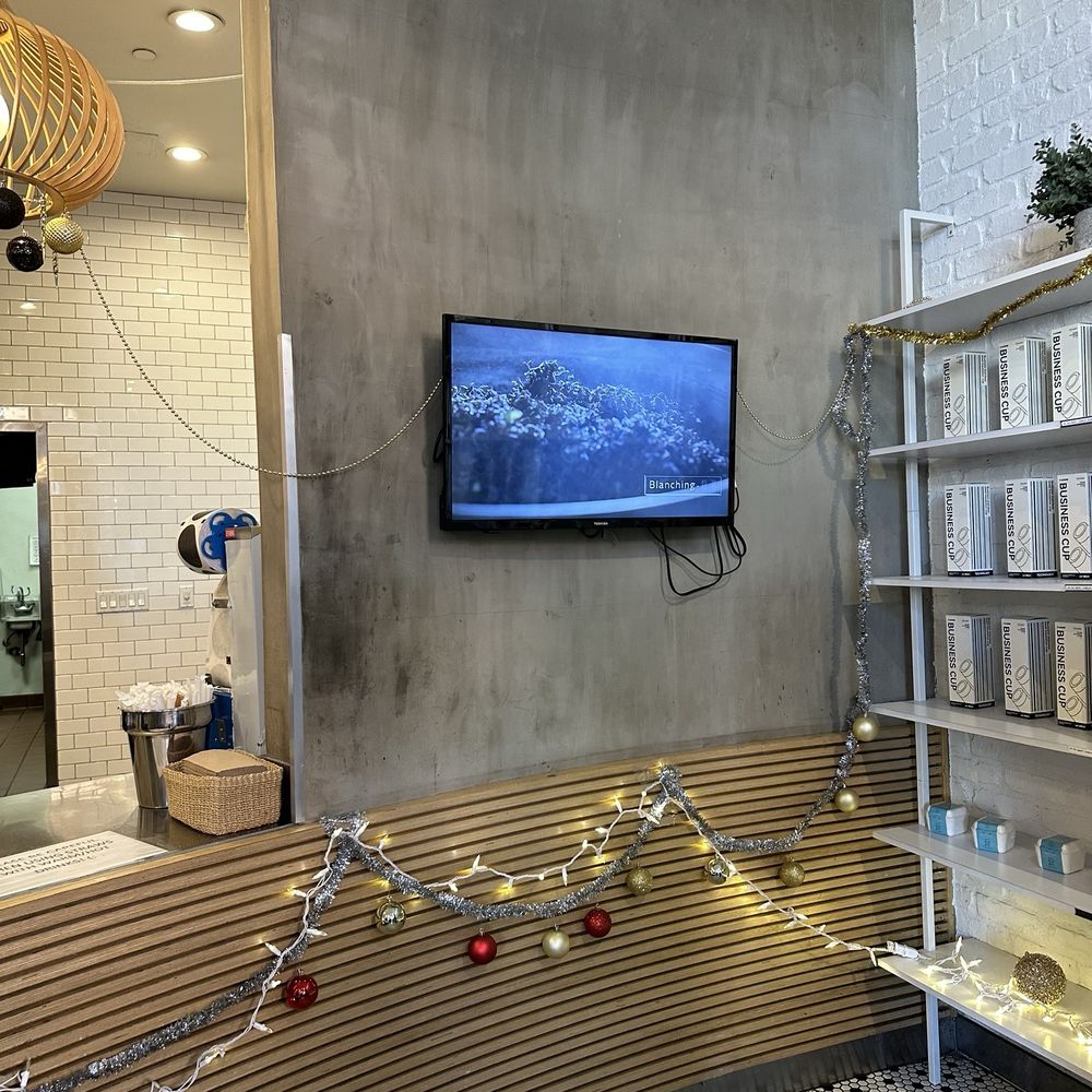 Jin Tea Shop - Tea Rooms Near Me - Pasadena, California