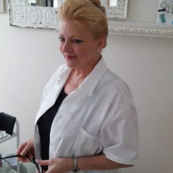 Spa At East Beach With Regina - Hi, I'm Regina.