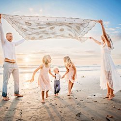 Tristan Quigley Photography - Gorgeous family photography session at the beach!