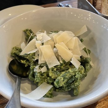 Vite Vinosteria - Insalata Vite - Italian Near Me - Astoria, New York Vite Vinosteria - Insalata Vite - Italian Near Me - Astoria, New York