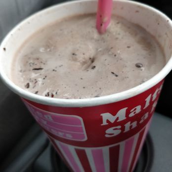 United Dairy Farmers - Black raspberry chip made with chocolate milk - Grocery Near Me - Cincinnati, Ohio United Dairy Farmers - Black raspberry chip made with chocolate milk - Grocery Near Me - Cincinnati, Ohio