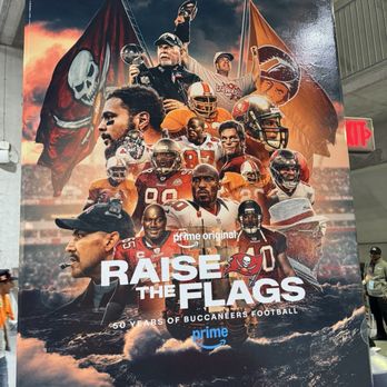 Buccaneers Team Store - Sports Wear Near Me - Tampa, Florida