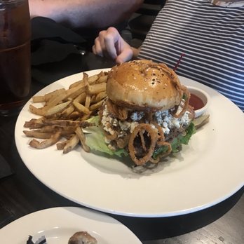 Local Goat - New American Near Me - Pigeon Forge, Tennessee