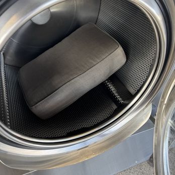 PUR Laundry Laundromat - A DIRTY NASTY stained cushion that was placed in my washer that I PAID for. - Laundromat Near Me - Spokane Valley, Washington PUR Laundry Laundromat - A DIRTY NASTY stained cushion that was placed in my washer that I PAID for. - Laundromat Near Me - Spokane Valley, Washington