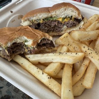 Smasherz - Smash Burger and Fries - Food Trucks Near Me - Millbrae, California Smasherz - Smash Burger and Fries - Food Trucks Near Me - Millbrae, California