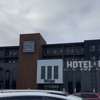 Brewhalla - Hotels Near Me - Fargo, North Dakota