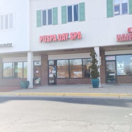 The location is very convenient. The location is very convenient.