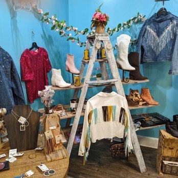 Salty Southern Chic Boutique - Women's Clothing Near Me - Galveston, Texas