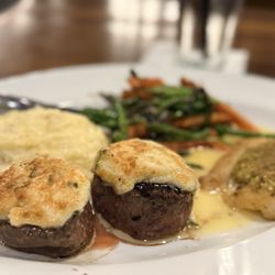 user provided Cooper's Hawk Winery & Restaurant photo