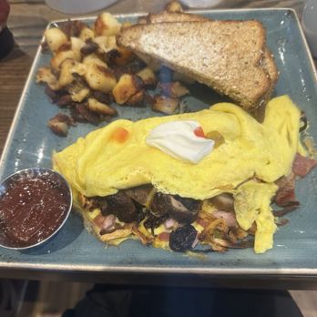 First Watch - The Works Omelet - American Near Me - Royal Palm Beach, Florida